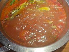 -野山舂·贵州现舂酸汤牛肉(鸿通城店)