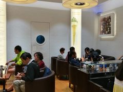 -VENCHI 闻绮(上海佛罗伦萨小镇店)