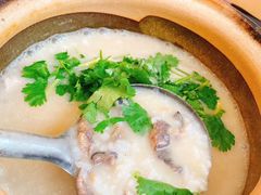 -品记潮汕砂锅粥(湖东路店)