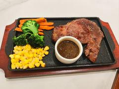 -菲利斯·西餐厅(万民城店)