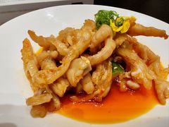 -浦東饭店(育才街怀特国际商城店)