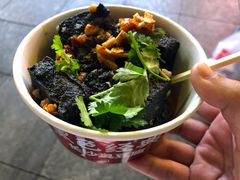 黑色经典臭豆腐-黑色经典臭豆腐·湖南特产(太平街口店)