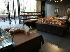 -红跑车蛋糕世界(清江路店)