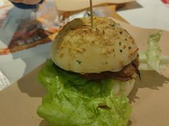 -必胜客(松雷店)