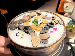 -芸山季·云南野生菌火锅(人民广场来福士店)