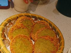 -江渔儿酸菜鱼(映月湖环宇城店)