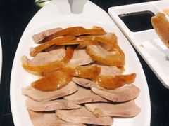 -皇城根·烤鸭·鱼头·家常菜(欧亚大观乐活城店)