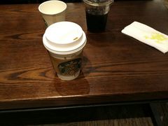 -星巴克臻选(南京金茂览秀城店)