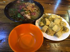 -六爷门框百年卤煮