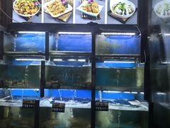 -老东镇啤酒屋海鲜加工·蒸汽海鲜·海鲜烧烤(台东店)