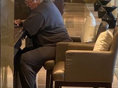 -广州天河希尔顿酒店