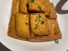 招牌炸豆腐-红雀围·海鲜火锅(陆家嘴中心店)