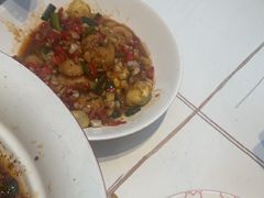 -阿瓦山寨·湘菜现炒·剁椒鱼头王(咸阳总店)