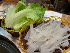 -三里屯土灶炖公鸡地锅鸡(江东店)