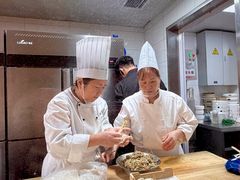 -伊喜饺子·烤鸭(五道口学院路店)
