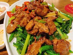 芥兰炒牛肉-潮中人·潮州菜(益乐路店)