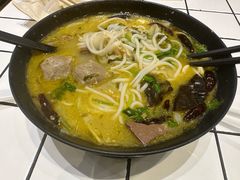 -肥汁米蘭香港米线(长宁来福士店)