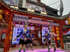 -刘姐啤酒鱼民族演艺餐厅(西街总店)