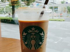 -星巴克臻选(上海虹桥新天地三店)