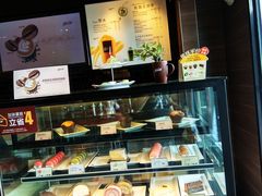 面包甜点陈列柜-麦当劳(武汉火车站店)