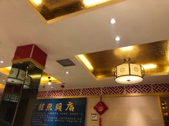 大堂-湘潭九龙鱼头店(城南西路店)