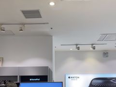 -Apple授权专营店(宝山万达店)