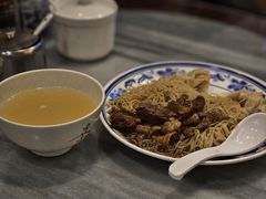 招牌牛腩捞面-恩宁刘福记(东华东路店)