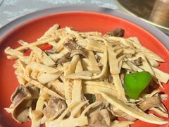 -天天向上素食餐厅(五台山店)