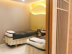 -一奈日式美甲美睫专门店