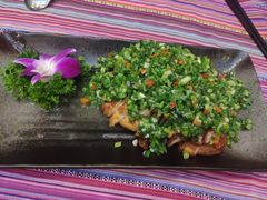 哈尼风味炝香鸡-香巴拉云南餐厅(华莱坞店)