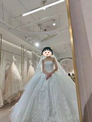 -艾米丽婚纱礼服