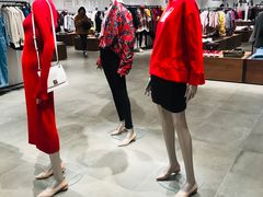 -URBAN REVIVO(西安Momopark店)