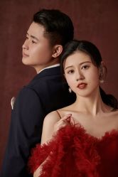 -雪中彩影婚纱摄影·微光艺术中心