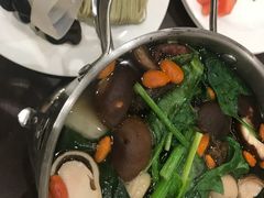-首旅京伦酒店·8号时尚餐厅