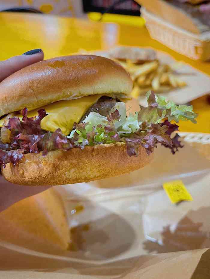 krusta酷食塔美式牛肉汉堡(凯德mall店)-"终于来打卡啦!