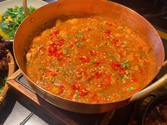 铜锅油焖鸡-Ameigo梅果·云贵川bistro(长宁来福士店)