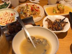 -隔壁老王·家常云南菜(花巷店)