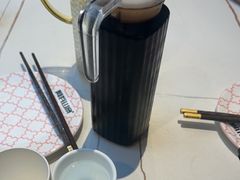 -阿瓦山寨·湘菜现炒·剁椒鱼头王(咸阳总店)