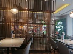 -必胜客(东部星悦天地店)