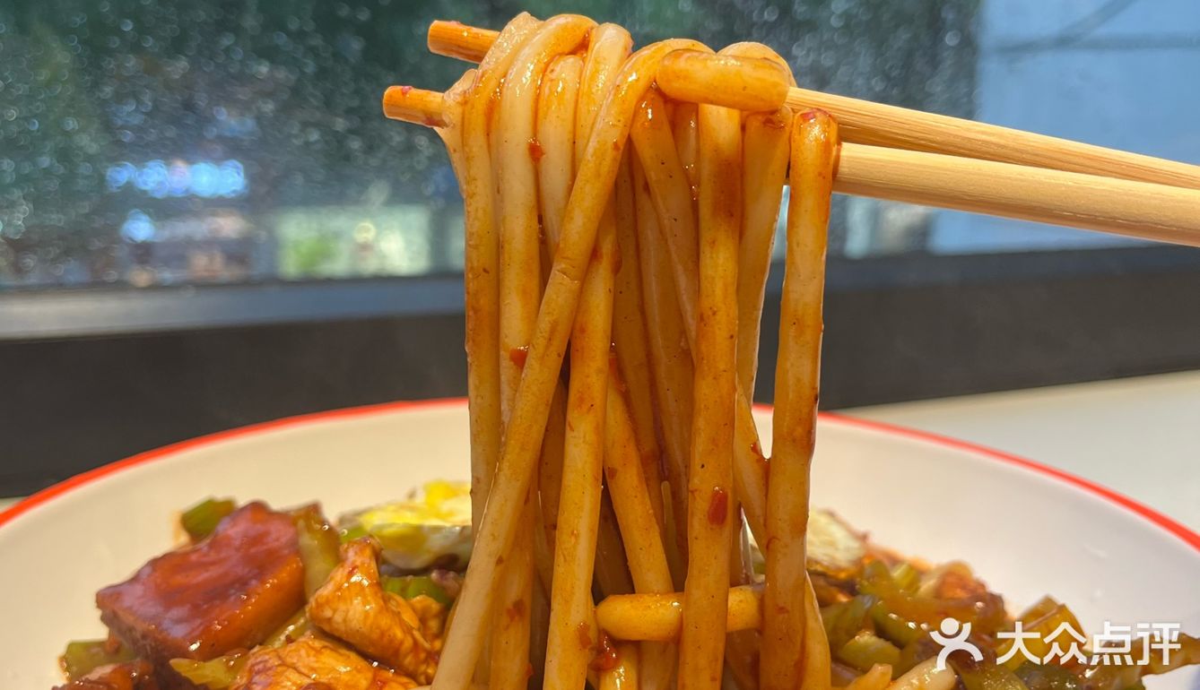 奉贤南桥｜美食｜新开的新疆炒米粉（5/50）
