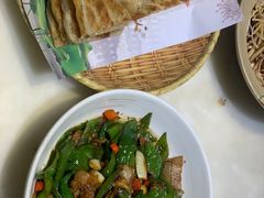 -大城小院饭店(博隆广场虹桥店)