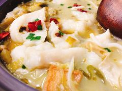 -周鱼小馆石锅酸菜鱼(活力汇店)