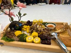 -汗腾格里·风味餐厅(新疆驻京办店)