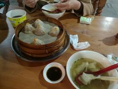 -忆秦园小笼包(惠山古镇总店)
