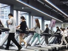 -超鹿运动(五四路恒力城店)