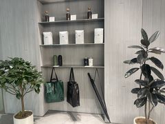 -M Stand(南京紫峰大厦店)
