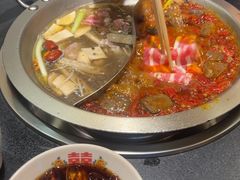 -沸炉重庆老火锅(军事博物馆店)