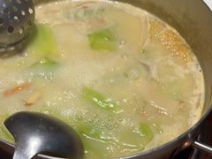 -洪氏嗨捞·猪肚鸡火锅(阳光天地店)