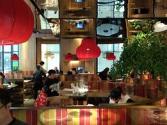 大堂-小骨煲金华砂锅(转塘金街美地店)