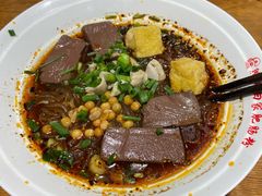 -钟方模白家肥肠粉(春熙店)